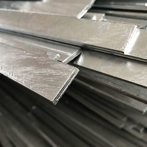 Полоса нержавеющая 10х100 мм 08Х15Н24В4ТР ГОСТ 5949-75